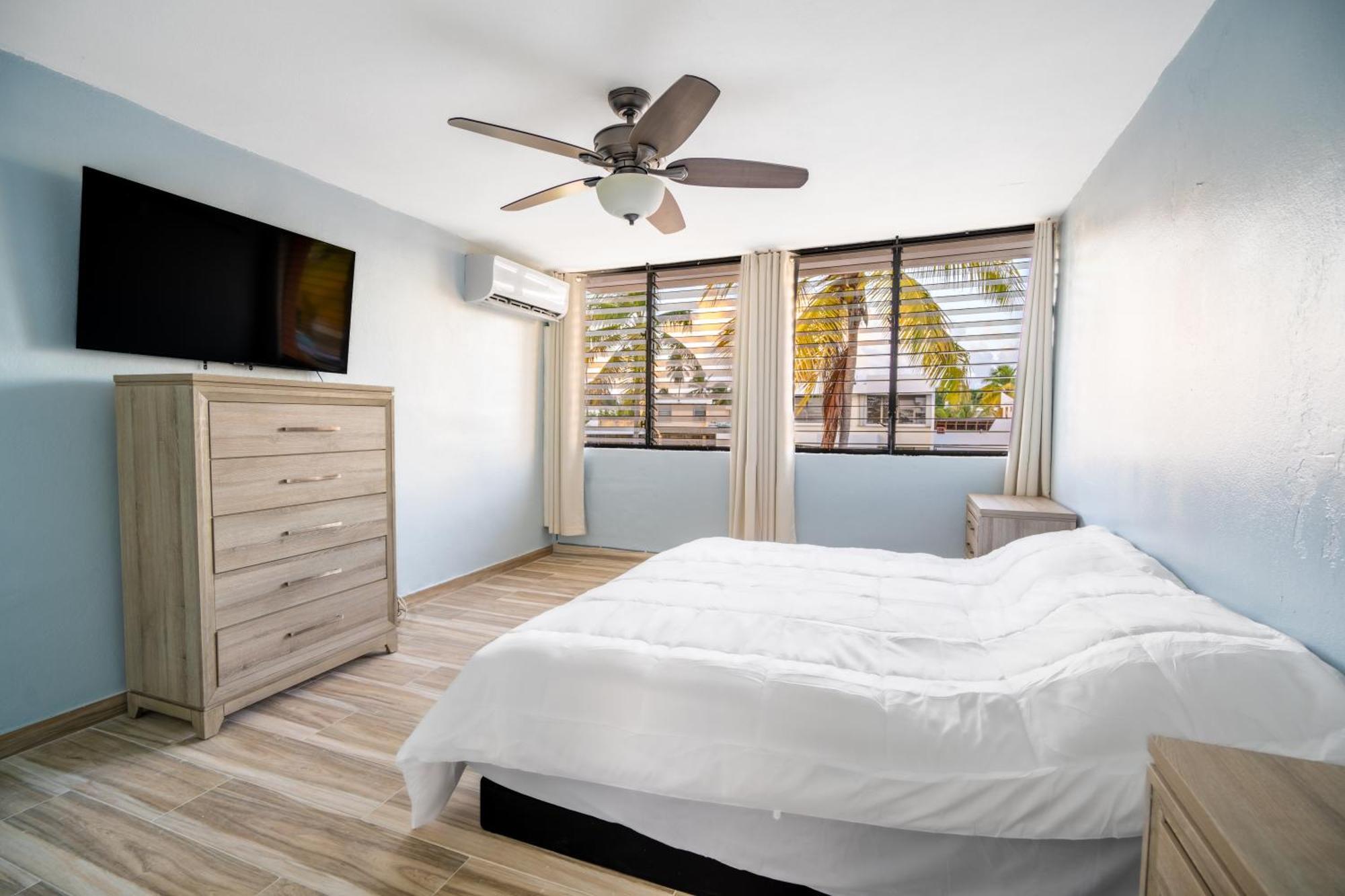 Blue Water Beach Villa Luquillo Esterno foto