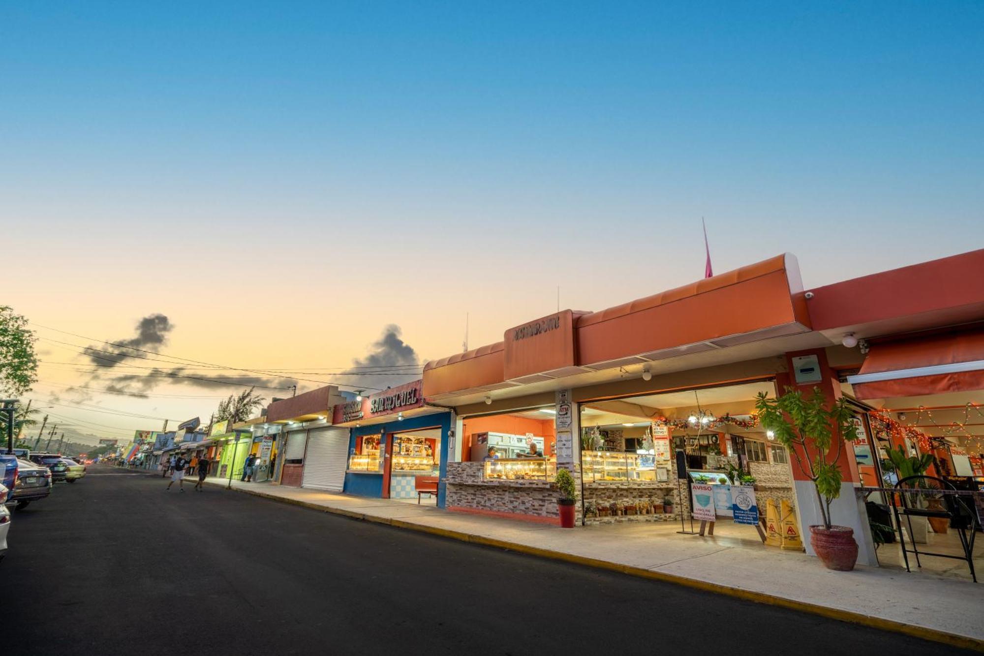 Blue Water Beach Villa Luquillo Esterno foto